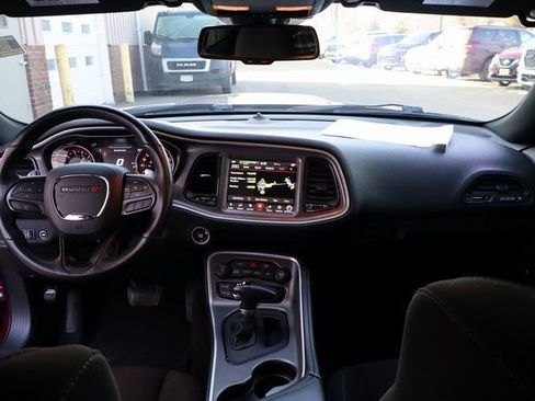 Used 2022 Dodge Challenger R/T Scat Pack w/ Driver Convenience Group RWD image 37