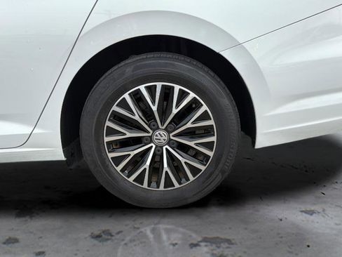 Used 2019 Volkswagen Jetta SEL FWD image 48