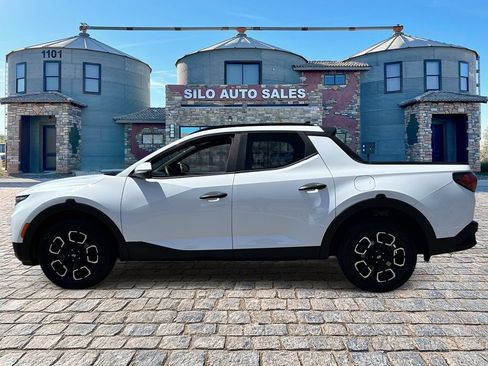 Used 2022 Hyundai Santa Cruz SEL w/ Activity Package FWD image 2