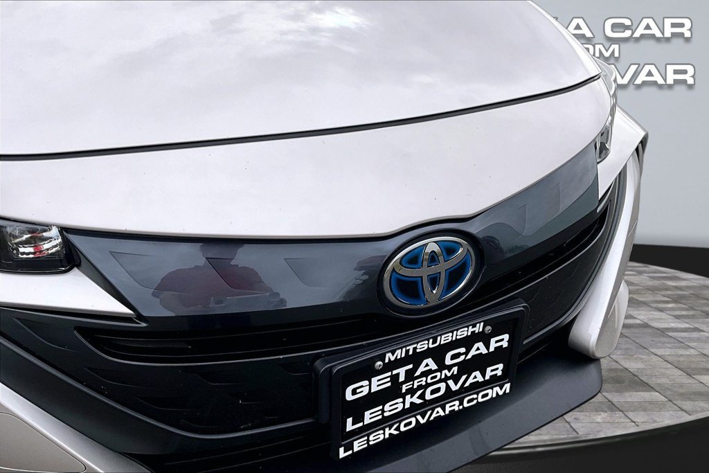 Used 2022 Toyota Prius Prime LE FWD image 26