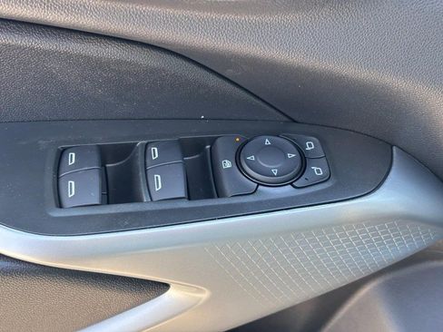 New 2026 Chevrolet Trax LS w/ LS Convenience Package FWD image 11