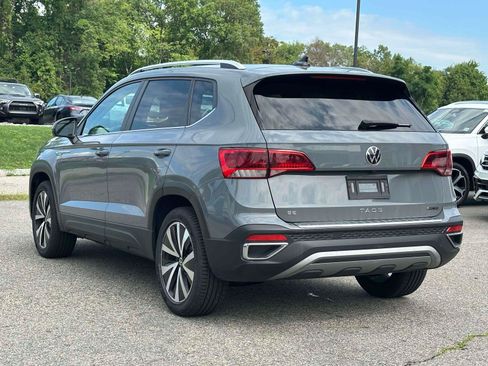 Used 2022 Volkswagen Taos SE AWD/4WD image 4