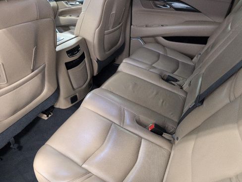 Used 2019 Cadillac Escalade ESV Platinum AWD/4WD image 22