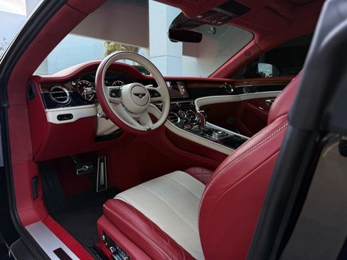 Used 2022 Bentley Continental GT AWD/4WD image 27
