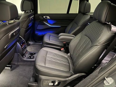 Used 2026 BMW X7 M60i AWD/4WD image 24