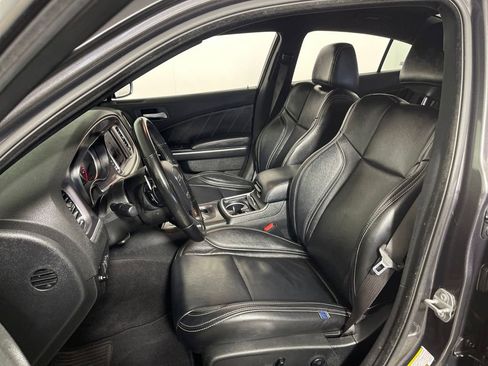 Used 2020 Dodge Charger GT image 12