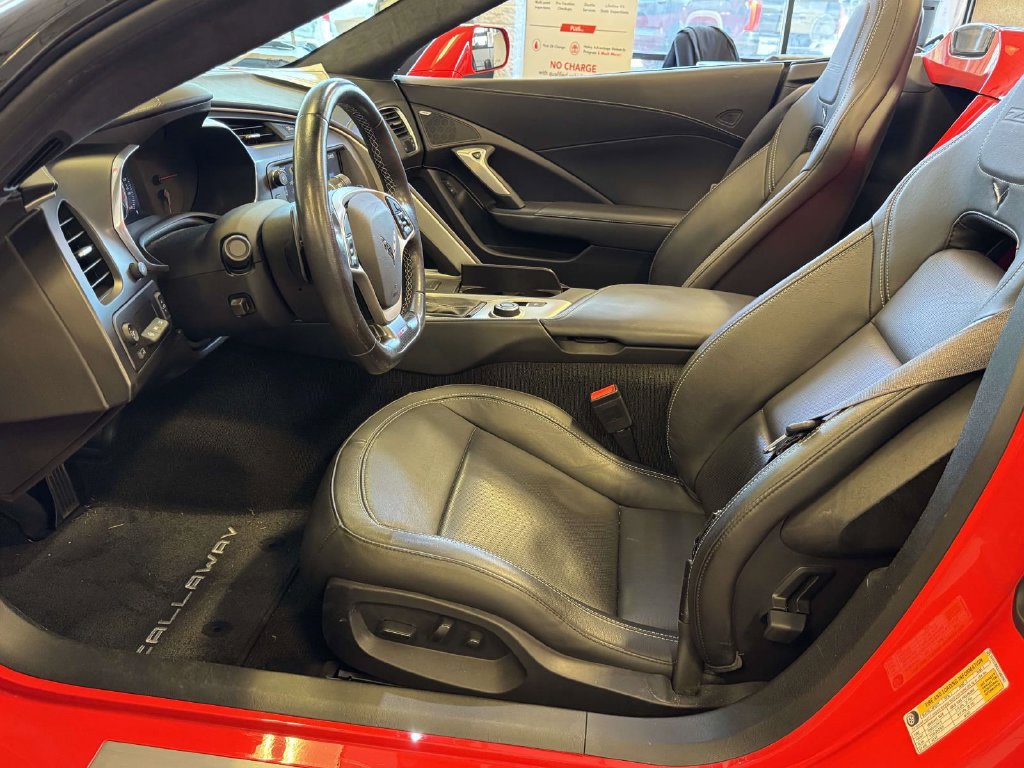 Used 2016 Chevrolet Corvette Z06 w/ 3LZ Preferred Equipment Group RWD image 19