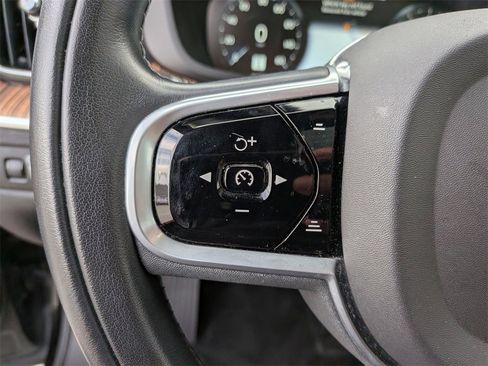 Used 2020 Volvo XC60 T5 Inscription image 15