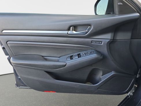 Used 2019 Nissan Altima 2.5 Platinum image 28