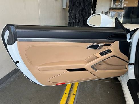 Used 2019 Porsche 911 Carrera RWD image 38