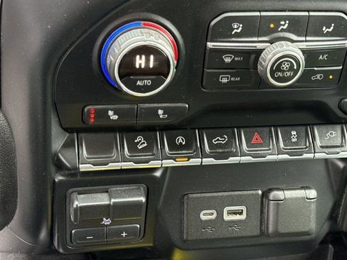 Used 2019 Chevrolet Silverado 1500 LT Trail Boss image 34