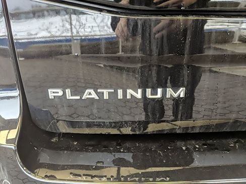 Certified 2025 Ford Expedition Max Platinum image 8