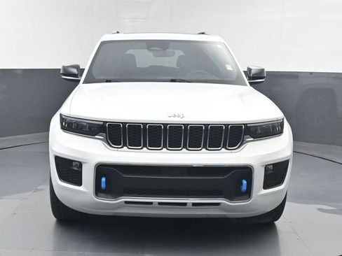 Used 2023 Jeep Grand Cherokee Overland w/ Rear Seat Video Group I AWD/4WD image 11