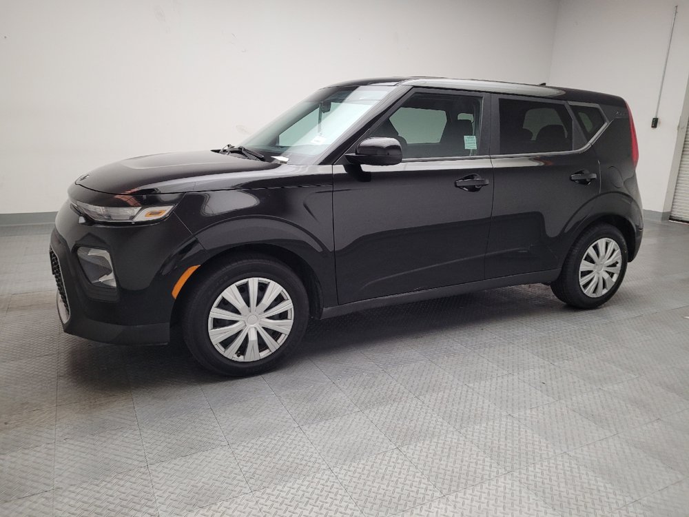 Used 2020 Kia Soul LX FWD image 2