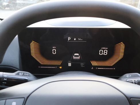 New 2025 Kia K4 LXS image 31