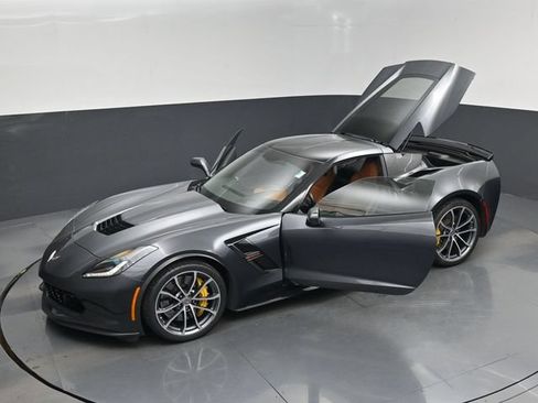 Used 2018 Chevrolet Corvette Grand Sport RWD image 20