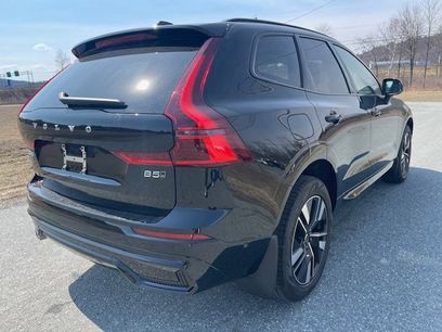 New 2026 Volvo XC60 B5 Plus w/ Climate Package