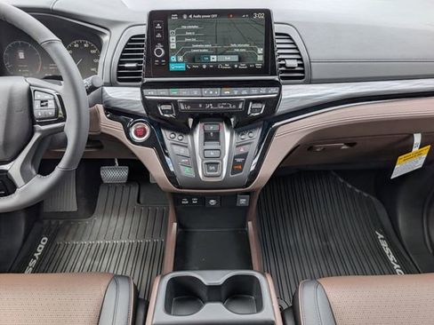 New 2026 Honda Odyssey Elite image 7