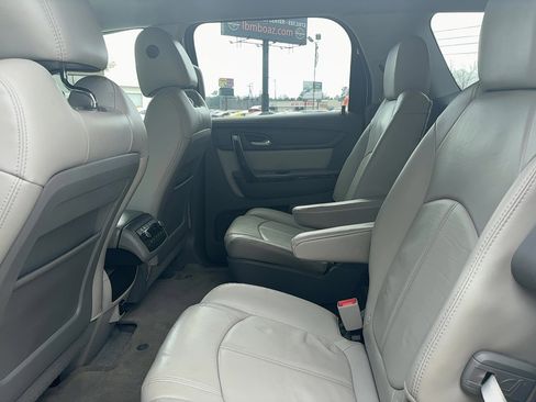 Used 2016 GMC Acadia SLT image 14