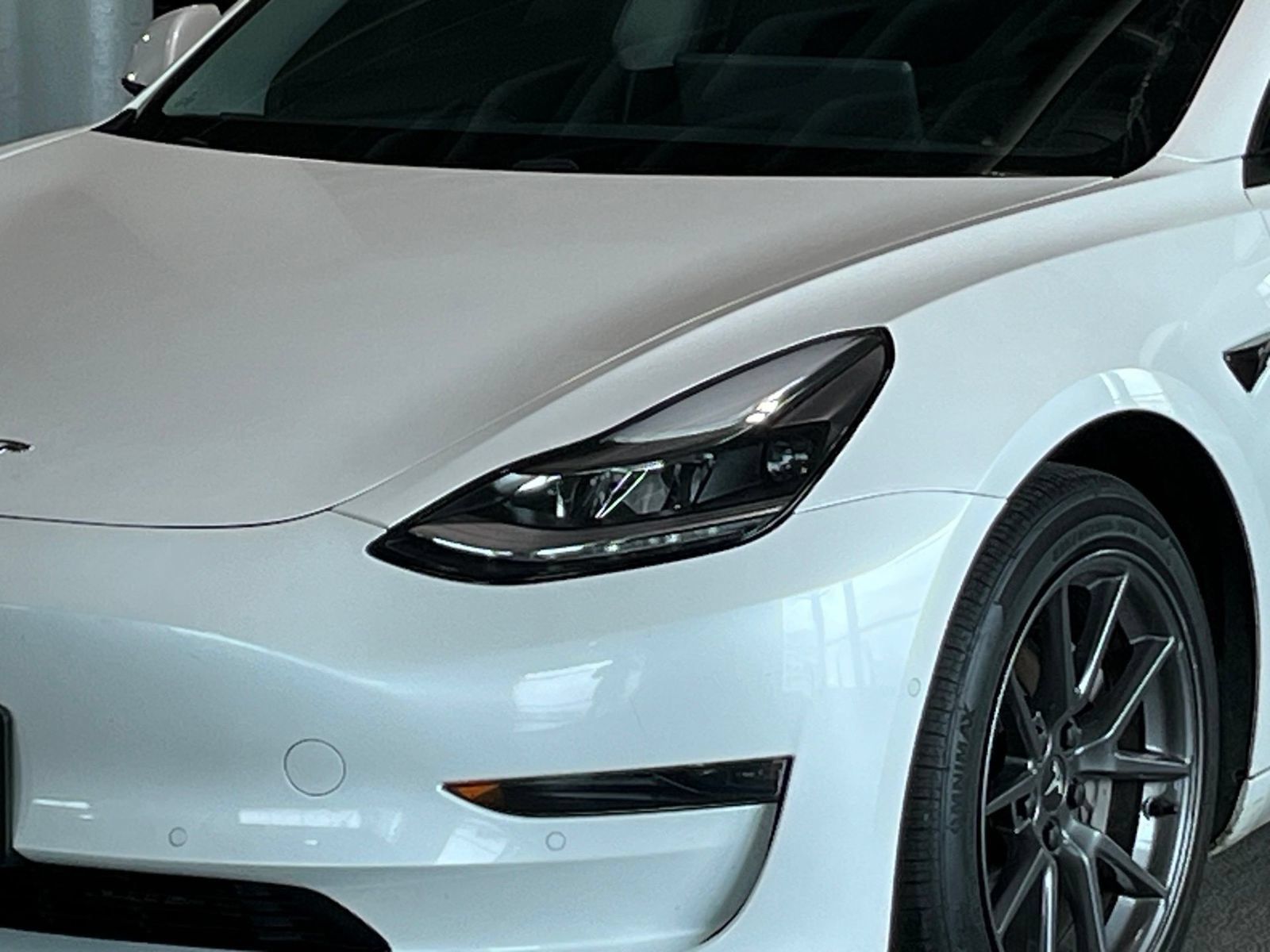 Used 2021 Tesla Model 3 Standard Range Plus RWD image 5