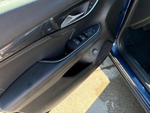 Used 2023 Buick Envision Essence FWD image 11