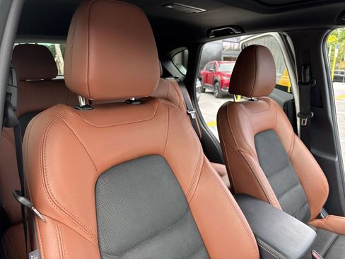 Certified 2025 MAZDA CX-5 Carbon Edition image 46