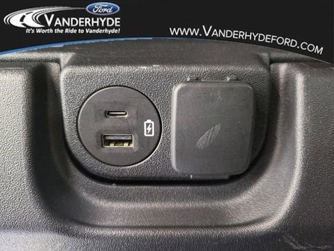 Used 2023 Ford F150 XLT image 15