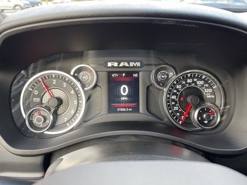 Used 2024 RAM 2500 Big Horn w/ Bed Utility Group image 9