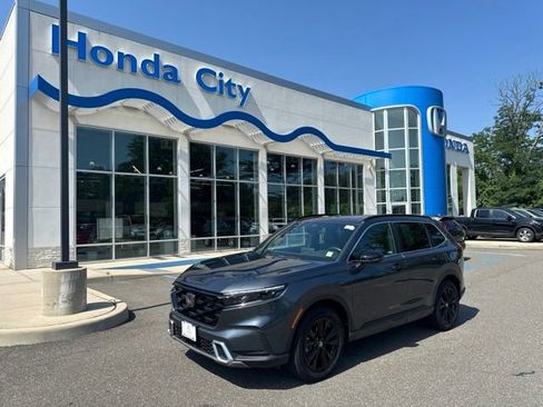 Used 2023 Honda CR-V Sport Touring image 2