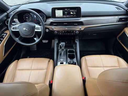 Used 2020 Kia Telluride SX image 16