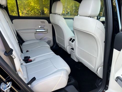 New 2026 Mercedes-Benz GLB 250 4MATIC image 15