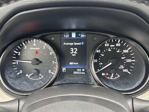 Used 2022 Nissan Rogue Sport SL w/ Premium Package image 18