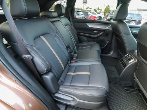 Used 2025 MAZDA CX-70 3.3 Turbo S w/ Premium Package image 26