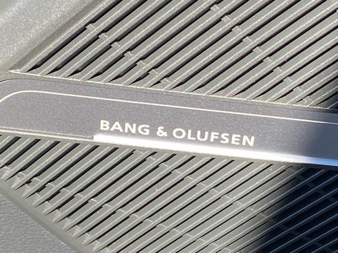 Used 2024 Audi Q5 e Premium Plus image 20