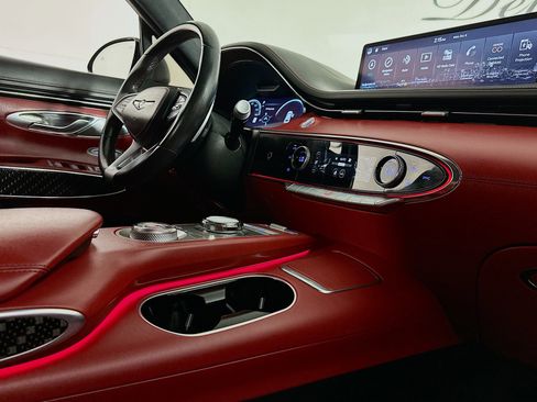 Used 2023 Genesis GV70 3.5T Sport w/ Sport Prestige Package image 30