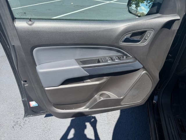 Used 2019 Chevrolet Colorado Z71 AWD/4WD image 17