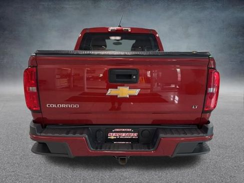 Used 2015 Chevrolet Colorado LT w/ LT Convenience Package RWD image 9