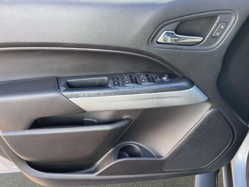 Used 2018 Chevrolet Colorado LT w/ LT Convenience Package RWD image 18