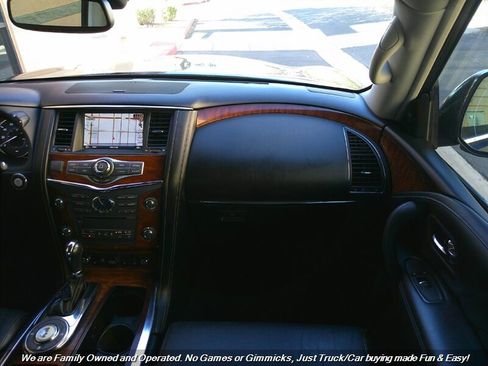 Used 2015 INFINITI QX80 2WD w/ Deluxe Technology Package image 38