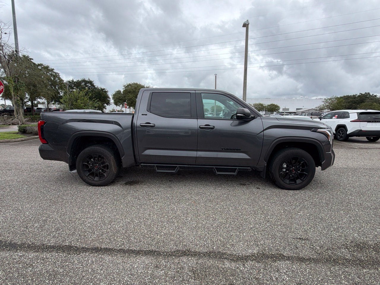 Used 2025 Toyota Tundra SR5 w/ SR5 Premium Package AWD/4WD image 4