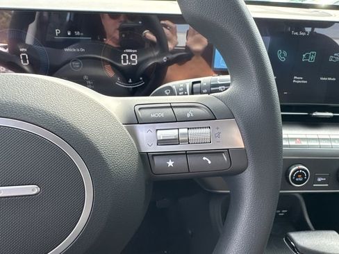 New 2026 Hyundai Kona SE image 15