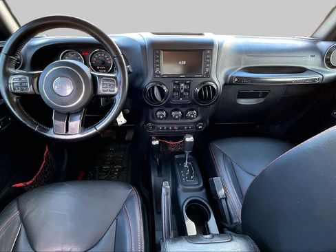 Used 2018 Jeep Wrangler Unlimited Rubicon AWD/4WD image 16