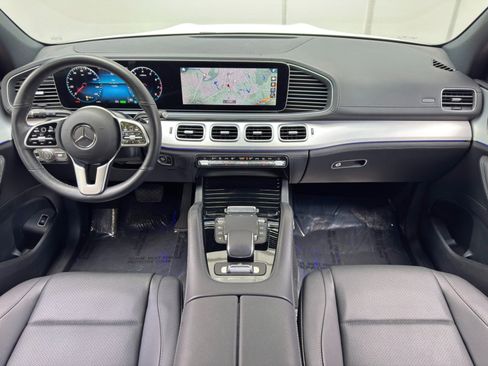 Used 2023 Mercedes-Benz GLS 450 4MATIC image 13
