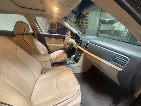 Used 2011 Lincoln MKZ w/ 102A Rapid Spec Order Code FWD image 16