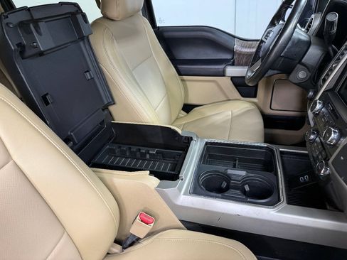Used 2017 Ford F350 Lariat AWD/4WD image 34