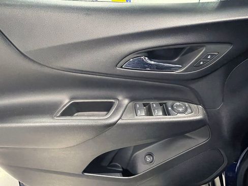 Used 2022 Chevrolet Equinox LT image 21