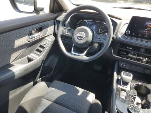Used 2023 Nissan Rogue SV AWD/4WD image 13