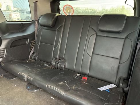 Used 2015 GMC Yukon Denali w/ Premium Package image 11