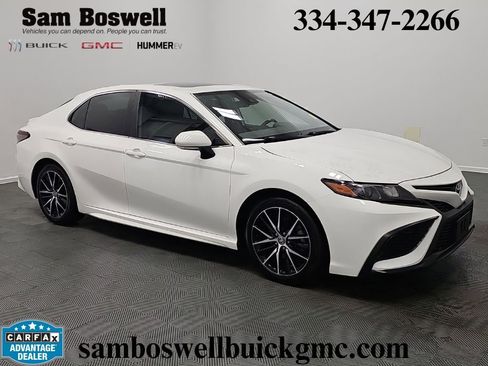 Used 2024 Toyota Camry SE w/ Cold Weather Package FWD image 1