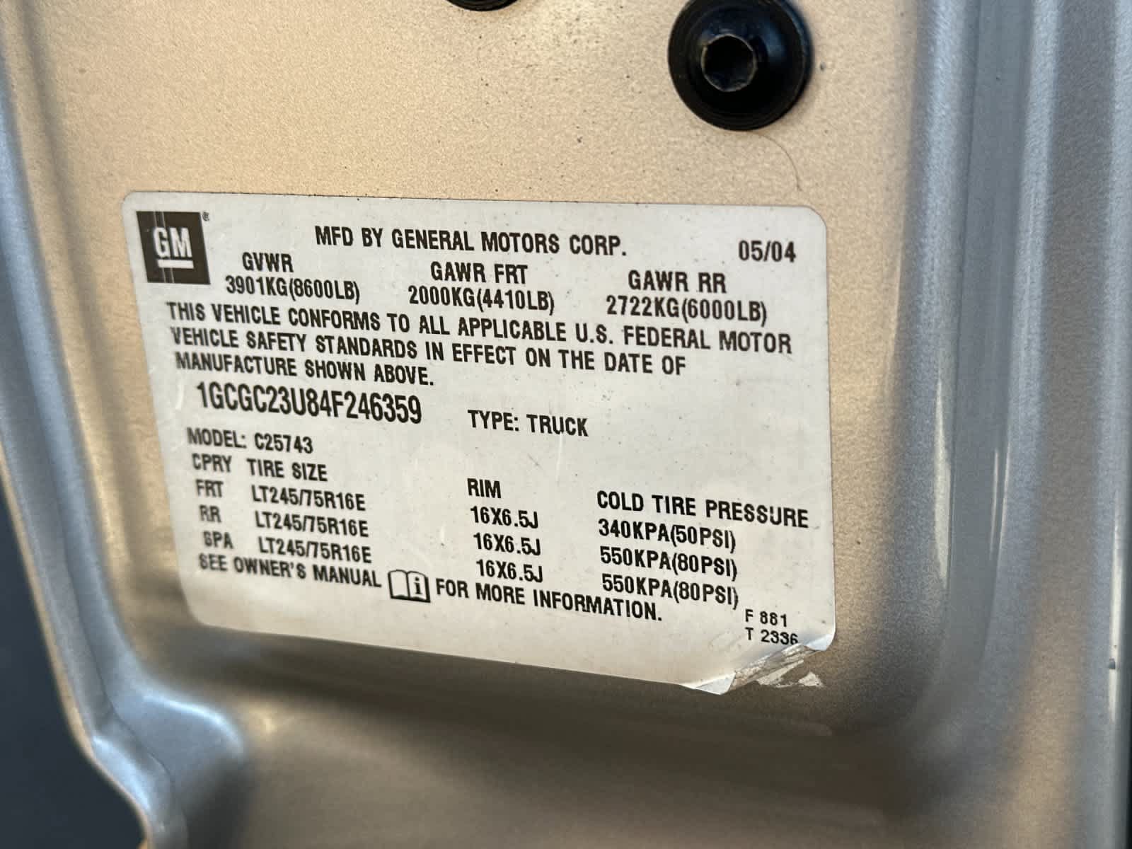Used 2004 Chevrolet Silverado 2500 LT RWD image 25